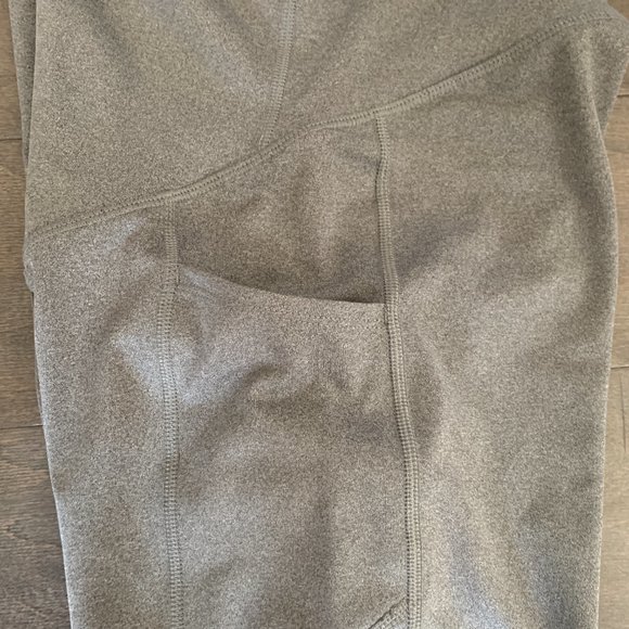 Tek Gear | Maternity spandex biker shorts | Size: XS | Color: Grey - Picture 3 of 4